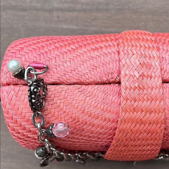 Vintage Donna Dixson Coral Woven Mini Handbag with Charm Handle - Picture 4 of 16